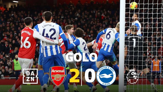 Nova bola parada para o Arsenal resulta em... autogolo caricato