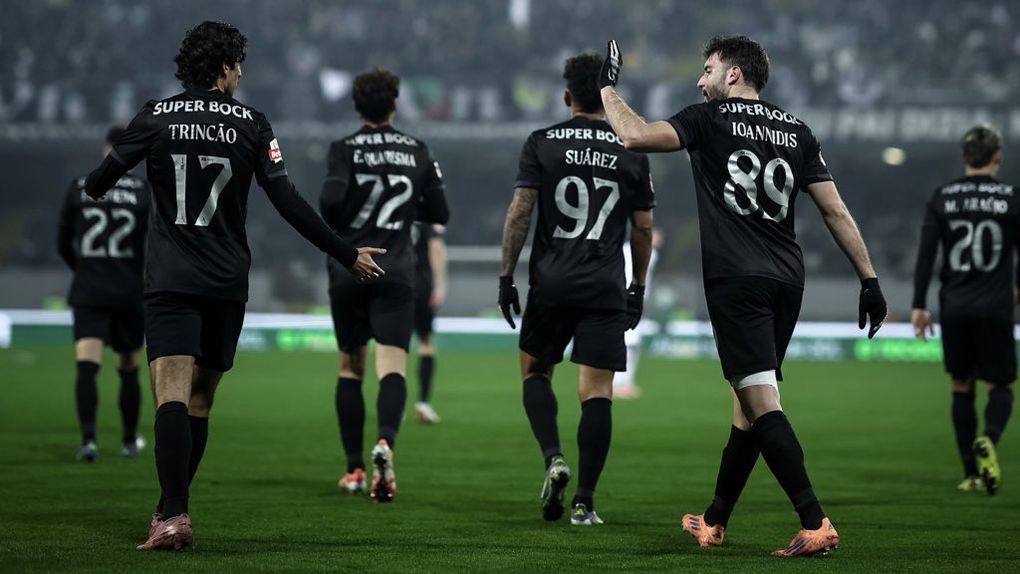 Trincão, Ioannidis e Luis Suárez, eis o novo ataque do leão - Foto: SPORTING CP