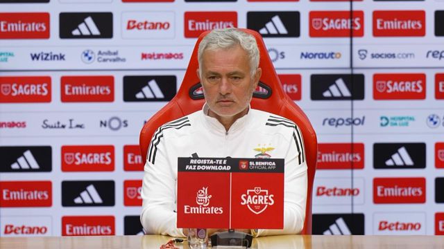 «Vou ajudar Sidny Cabral a descobrir a melhor posição, ele próprio não sabe muito bem»