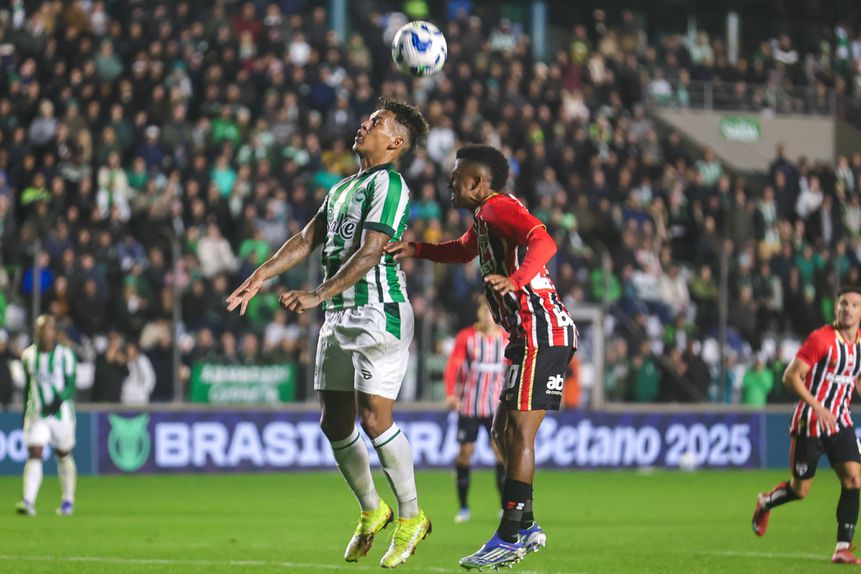 Gabriel Veron foi cedido ao Juventude pelo FC Porto