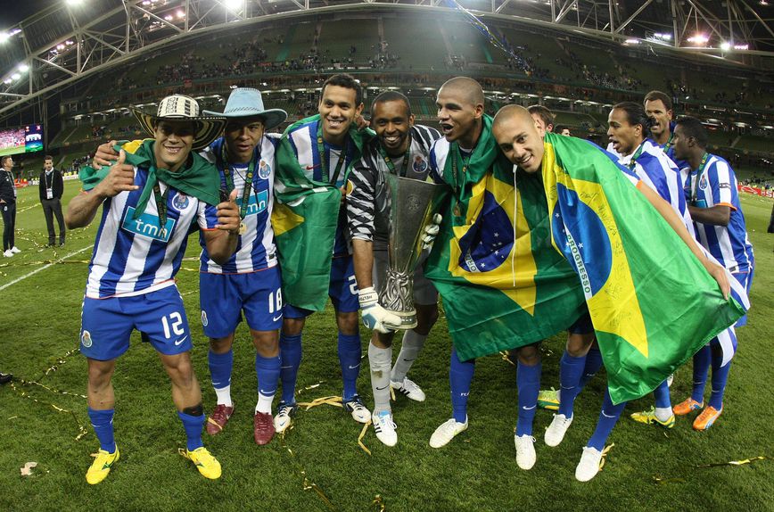 Maicon e Hulk conviveram durante várias épocas no FC Porto
