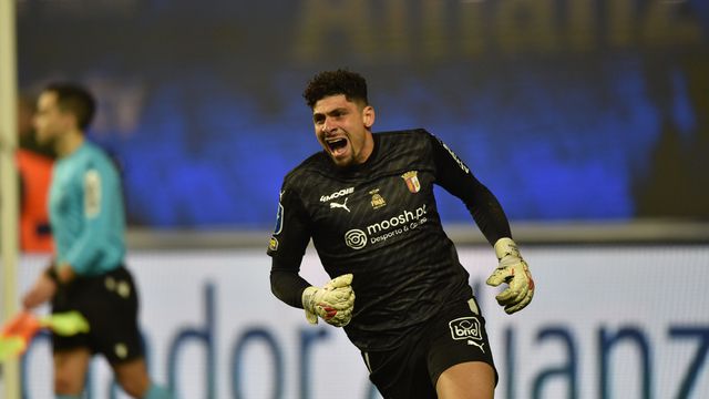 Matheus Magalhães festeja