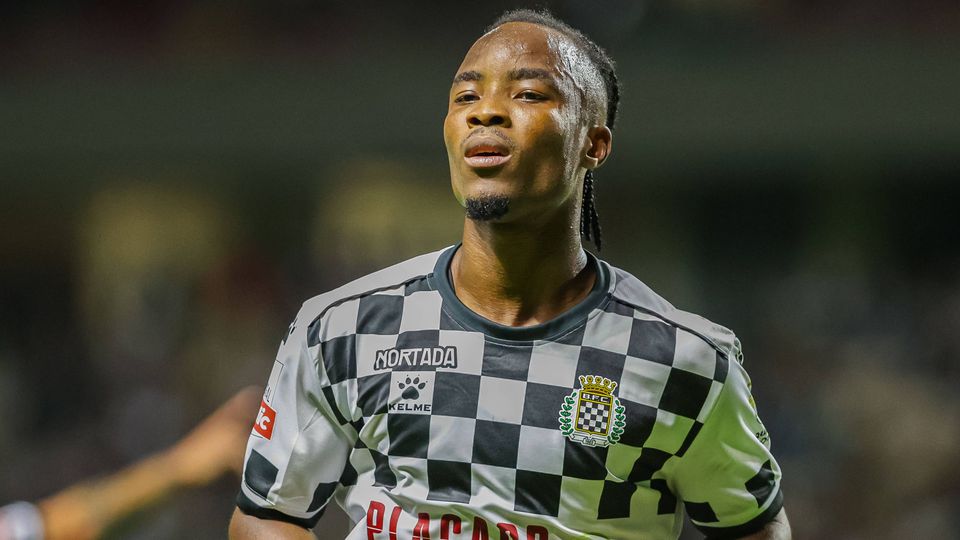 Boavista: Onyemaechi luta para voltar ao onze