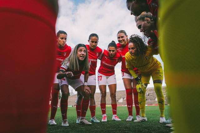 O SC Braga convidou o PSG para a inauguração do Estádio Amélia Morais, infraestrutura edificada para servir o futebol feminino do emblema arsenalista