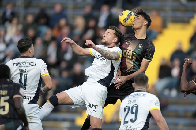 Famalicão não sofreu golos na última partida da Liga, diante do Estrela da Amadora, algo que já não acontecia há mais de dois meses