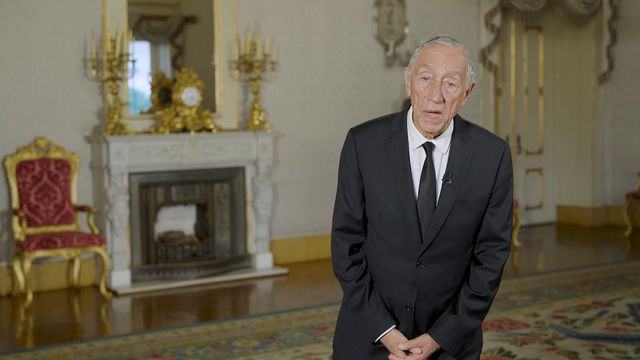 O Presidente da República, Marcelo Rebelo De Sousa, dá os parabéns a A BOLA