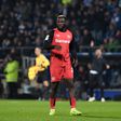 Boniface com a camisola do Leverkusen