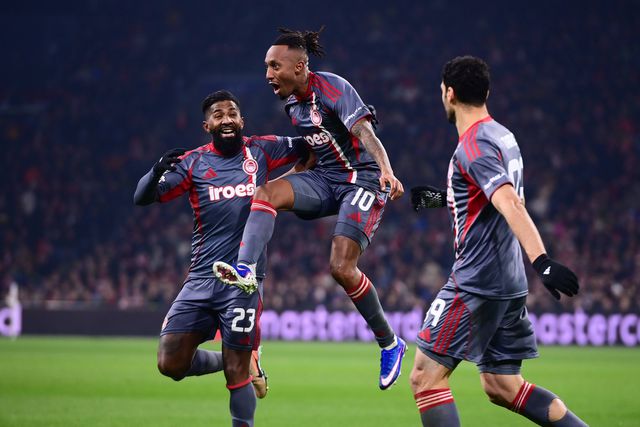 Champions: Gelson guia Olympiakos até ao 'play-off'