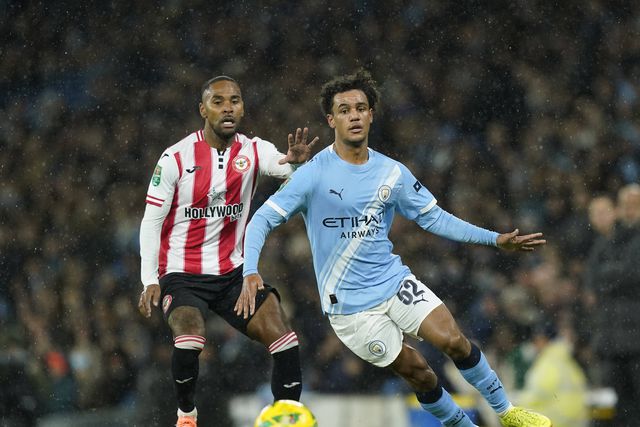 Bobb participou em 15 encontros na equipa de Guardiola na época em curso