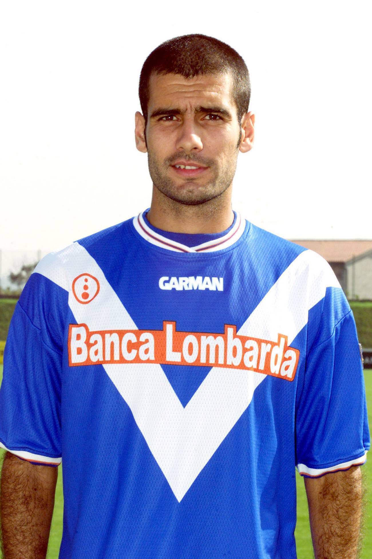 Pep Guardiola, Brescia – Al Ahli (2003). Depois ainda jogou nos mexicanos do Dorados Sinaola, onde pendurou as botas em 2006 (IMAGO)