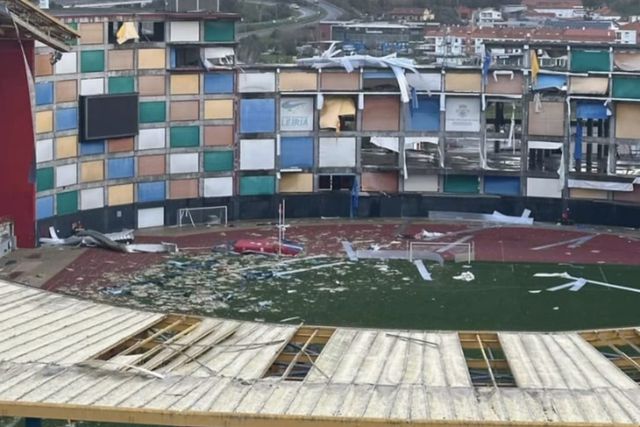 Danos no Estádio Dr. Magalhães Pessoa, do UD Leiria (D.R.)