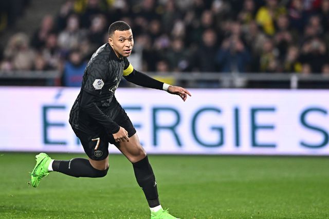 Mbappé nega já ter assinado pelo Real Madrid