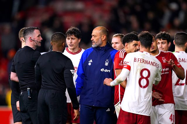 NES responde a Ten Hag sobre alegada ‘perseguição’ a Bruno Fernandes