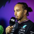 Vídeo: Lewis Hamilton faz delícia de fã em Miami