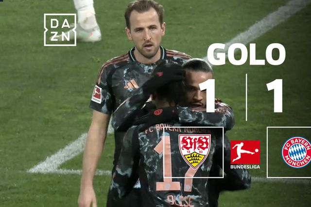Parece fácil: frieza de Olise vale empate ao Bayern (vídeo)