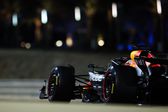 Max Verstappen em ação nos testes do Bahrein