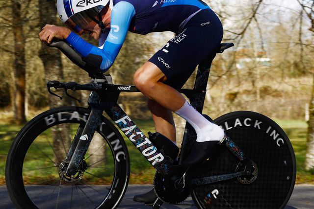 Derek Gee conquista amarela n'O Gran Camiño