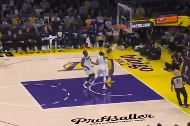 NBA: passe de Doncic para LeBron impressiona na vitória dos Lakers (vídeo)