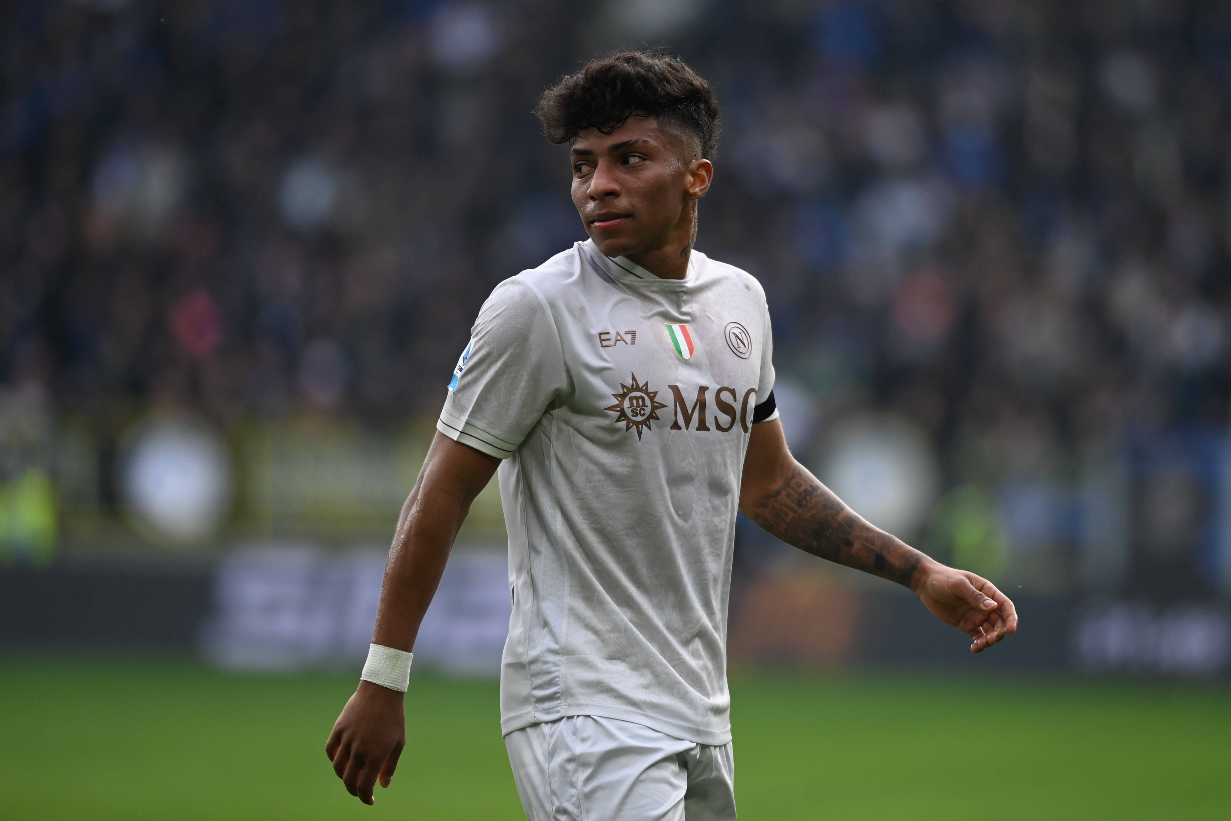 Alisson Santos (Nápoles): um golo em quatro jogos. O suplente de ouro de Rui Borges já foi titular em três ocasiões em Itália. O golo, ainda assim, surgiu a partir do banco, contra a Roma. Emprestado com opção de compra de €16,5M - Foto: IMAGO