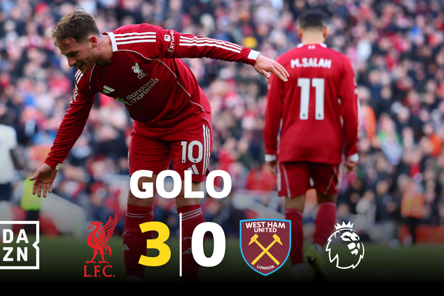 Nem deixou cair: Mac Allister fez o terceiro do Liverpool com um grande remate