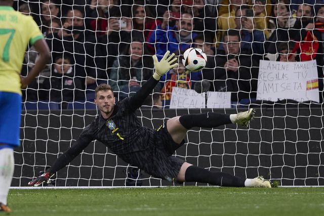 Alvo do Benfica pretendido por Chelsea e Inter