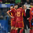 Paredes dá 'bicada' a Mourinho: «Ideia de jogo de De Rossi é a melhor para mim»