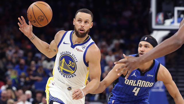Curry sobre a expulsão de Draymond Green: «Precisamos dele»