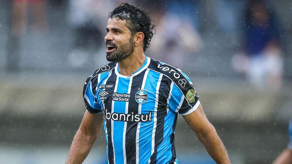 Diego Costa iguala estatística impressionante de Luis Suárez no Grêmio