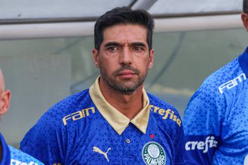 Palmeiras lança campanha contra o ódio após insultos a Abel Ferreira