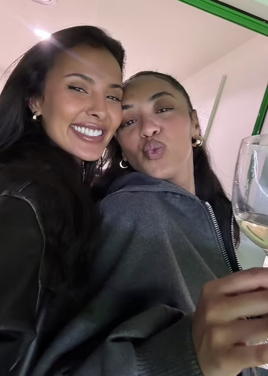 Maya Jama no Estádio José Alvalade a assistir ao jogo de Portugal com a Dinamarca
