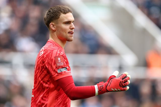 Bayern Munique escolhe sucessor de Neuer… e tem Barcelona como rival