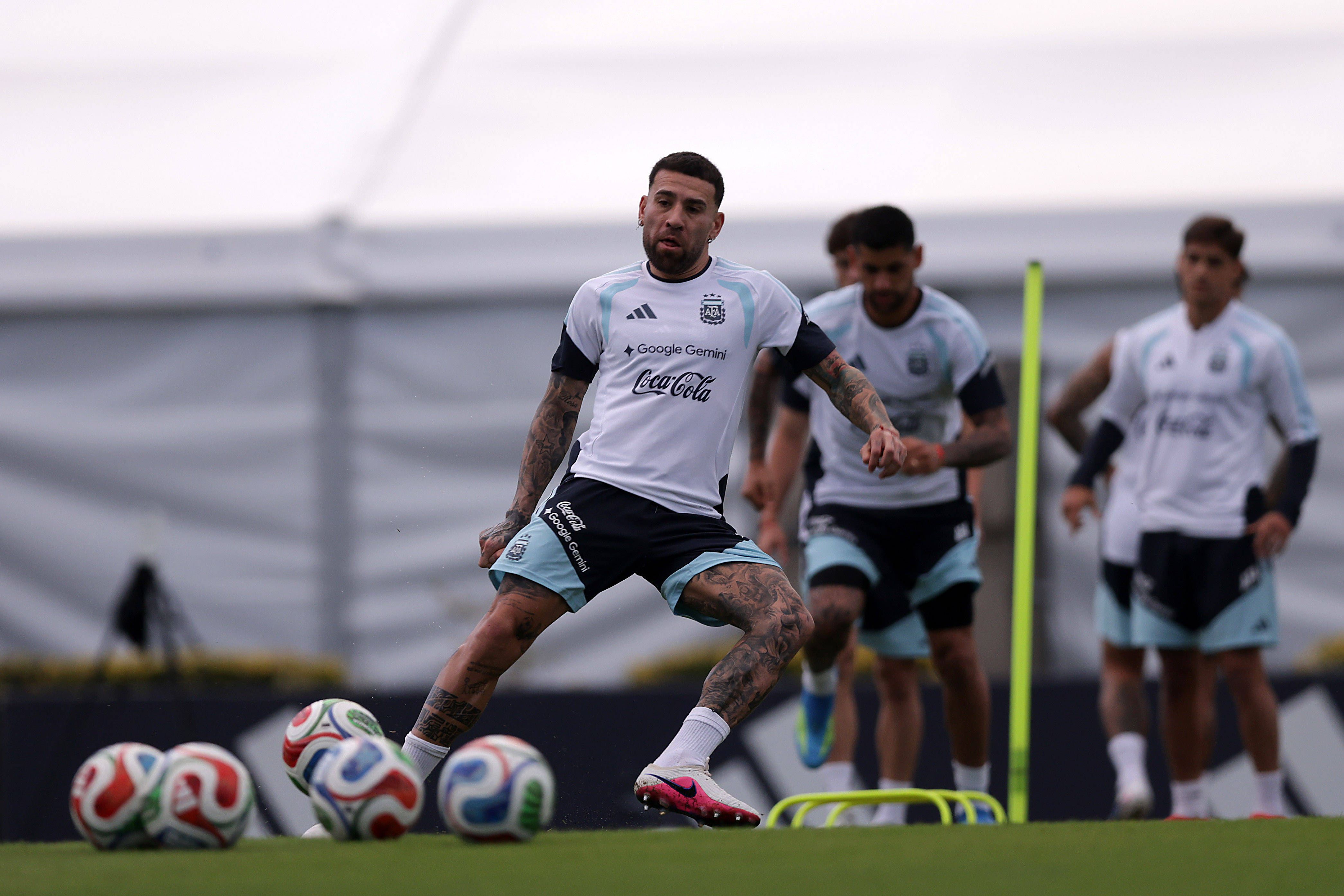 Otamendi, internacional argentino e central do Benfica (foto: Imago)