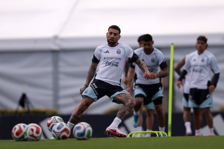 Otamendi, internacional argentino e central do Benfica (foto: Imago)