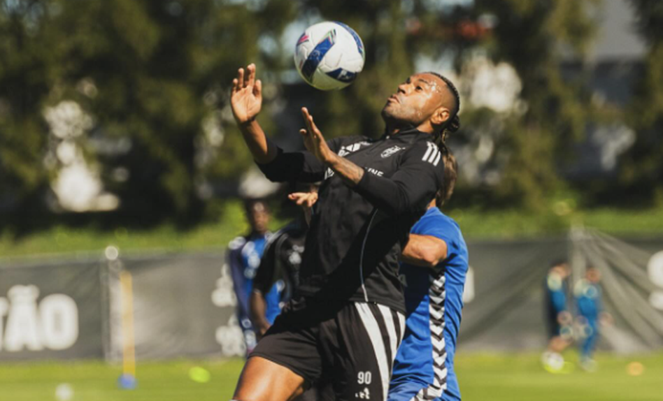 Cassiano marcou ao Belenenses em jogo de treino (Foto: Casa Pia)