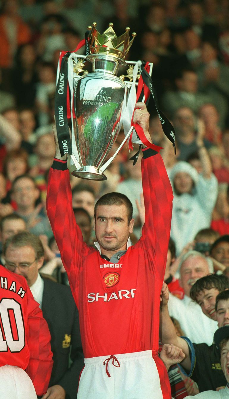 Eric Cantona, um dos rebeldes do futebol, pendurou as chuteiras no auge. Disputou a última jornada da Premier League a 11 de maio de 1997 e anunciou o fim de carreira uma semana depois. Sir Alex Ferguson ainda tentou que Cantona mudasse de ideias