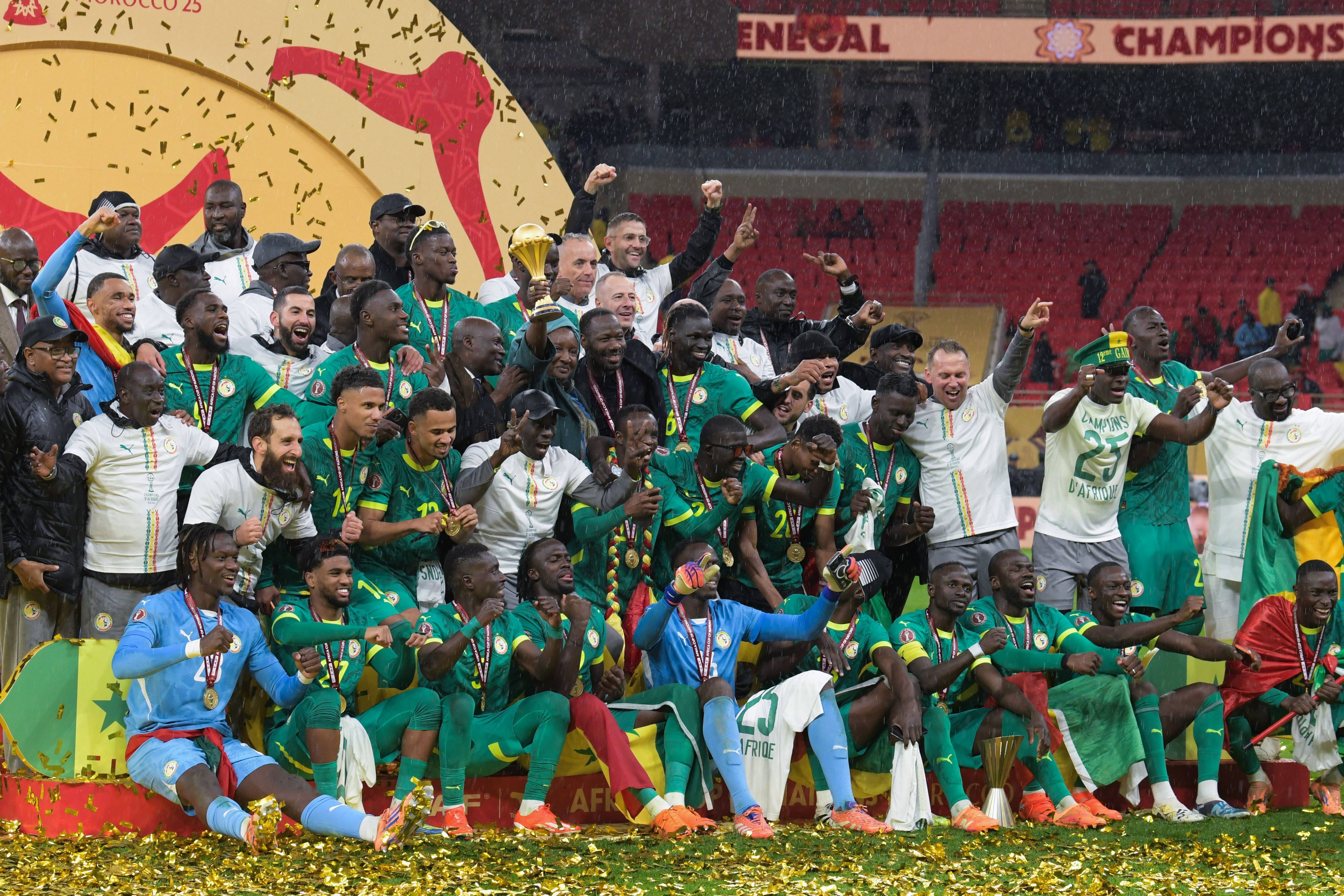Jogadores do Senegal a celebrar a conquista da CAN 2025 em Marrocos