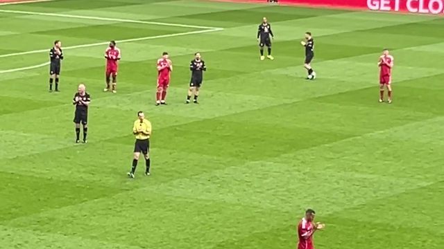 A emoção de Thiago com a homenagem a Jota