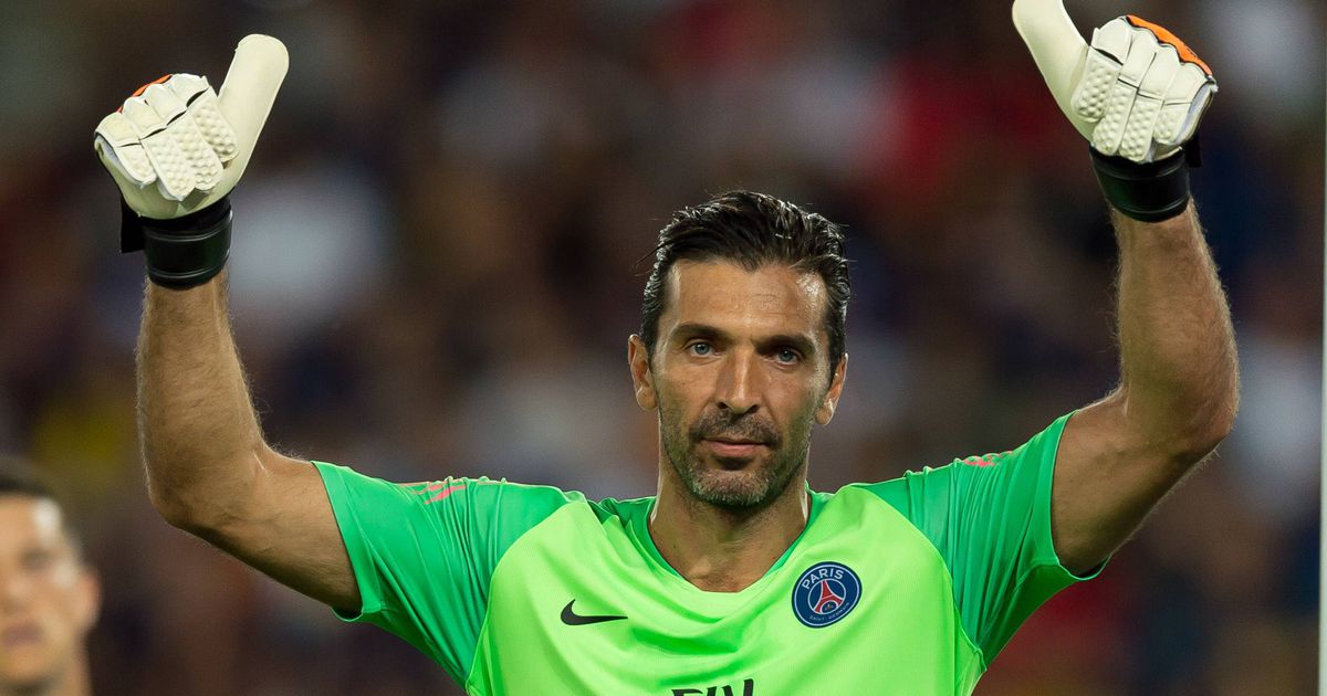 10 guarda-redes com mais jogos na história do futebol