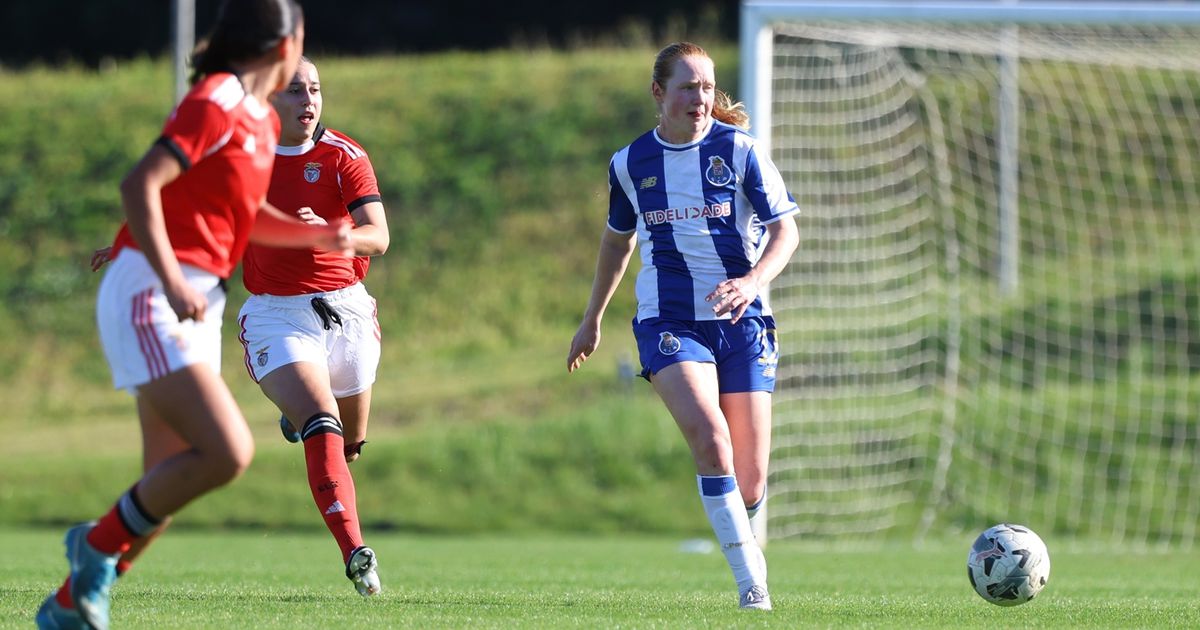Golo aos 90'+6' dita empate no Benfica B-FC Porto