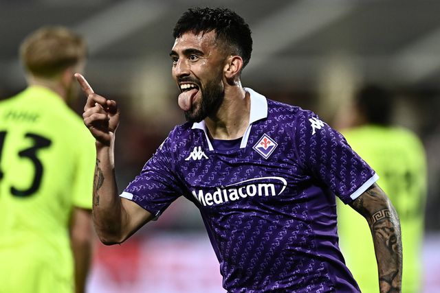 Serie A: Fiorentina goleia Sassuolo e ultrapassa o Nápoles