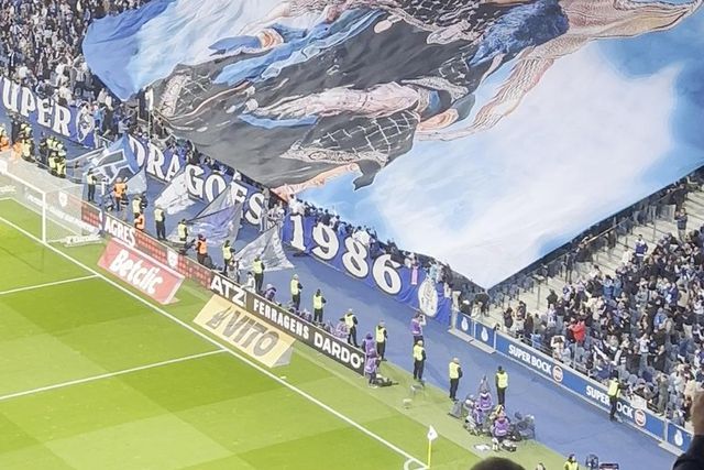 Homenagem a Pinto da Costa no Estádio do Dragão