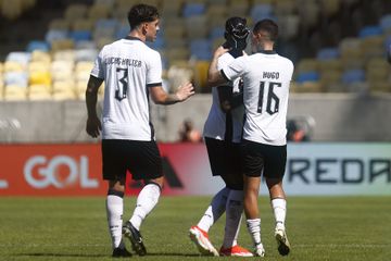 Botafogo, de Artur Jorge, vence Flamengo no Maracanã