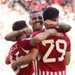 Olympiakos goleia com dois golos portugueses