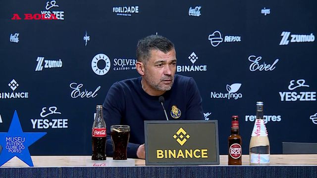 «Depois do jogo não se fala de estratégia, é mais de arbitragem»