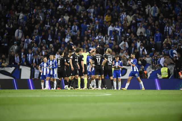 A análise de Duarte Gomes à arbitragem do FC Porto-Sporting: St. Juste devia ter sido expulso