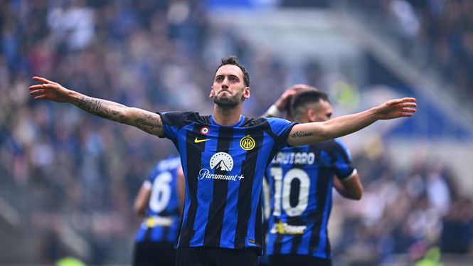 Torino fez guarda de honra ao Inter na festa do título