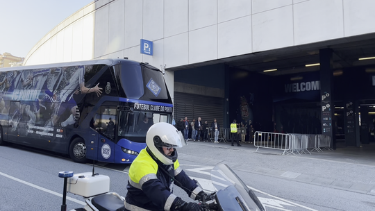 Chegada do autocarro do FC Porto ao Estádio do Dragão