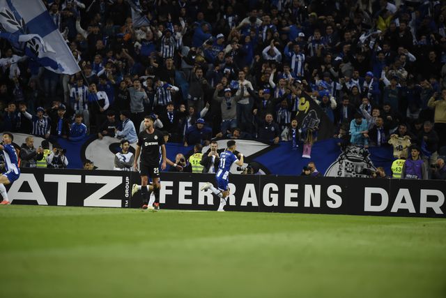 Vídeo: Pepê aumenta vantagem após grande arrancada de Martim Fernandes