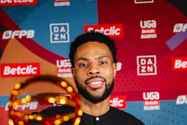 Oficial: MVP da Liga reforça FC Porto