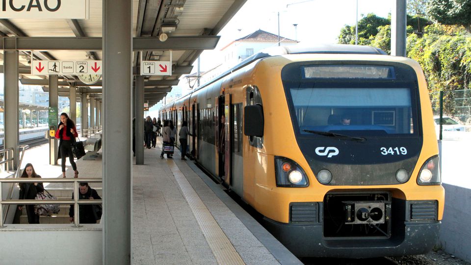 Atenção à greve: circulação de comboios com perturbações